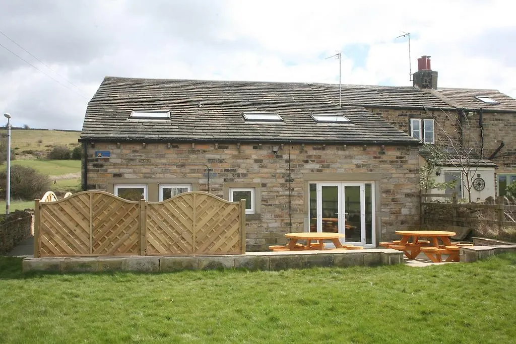 בית כפרי בית הארחה הודרספילד 	Marsh Royd Barn
