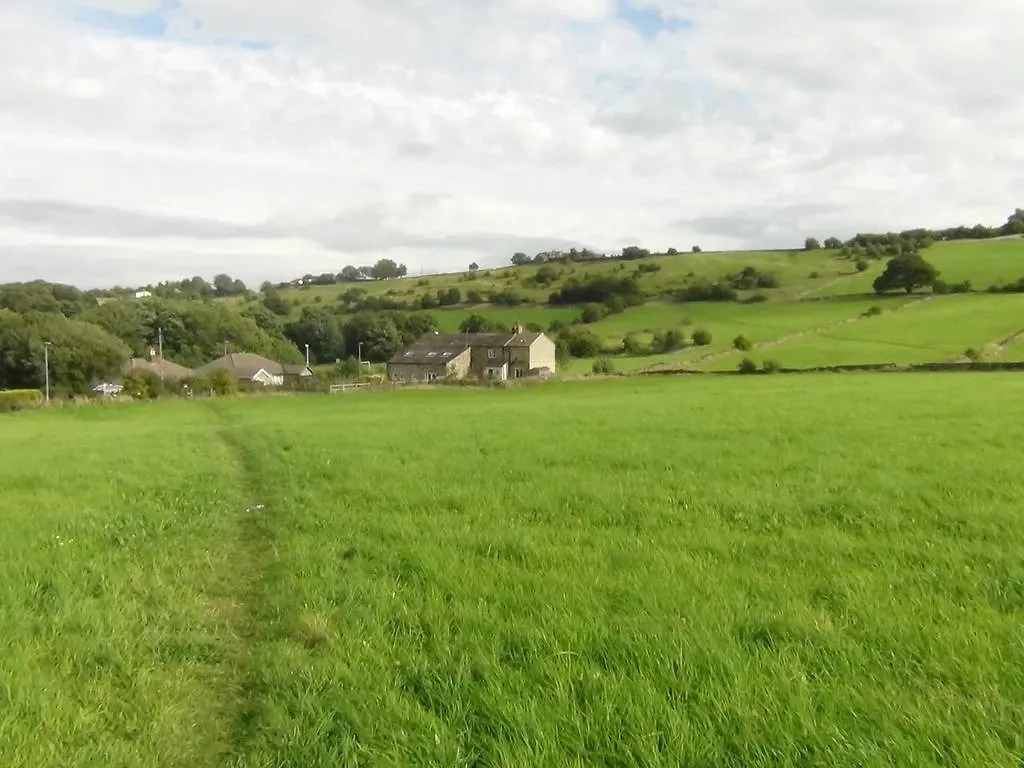בית הארחה הודרספילד 	Marsh Royd Barn בריטניה