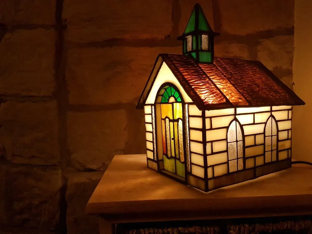 בית הארחה הודרספילד 	Marsh Royd Barn בית כפרי